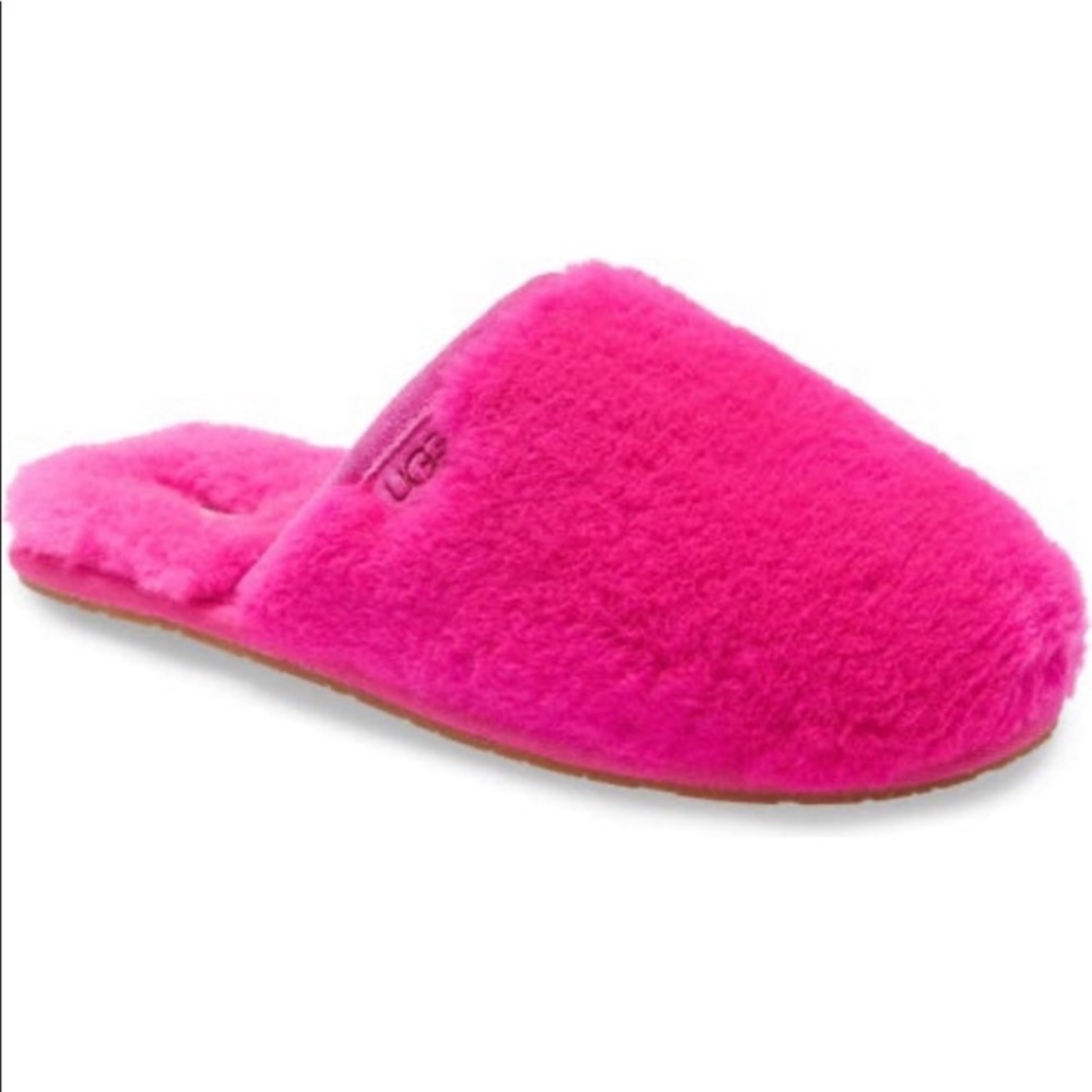 BRAND NEW! UGG Fluffette Pink Slippers!
